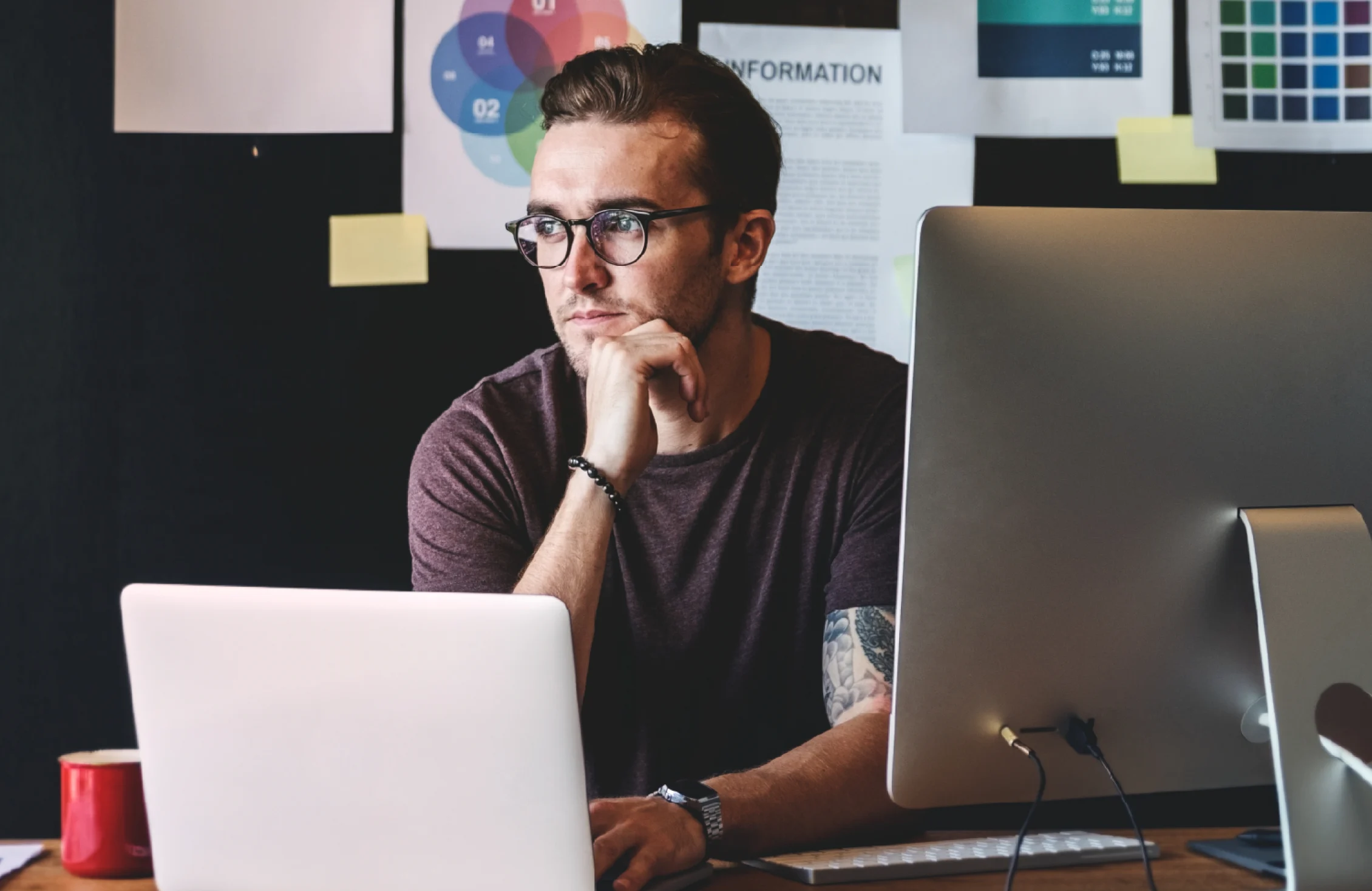 We're hiring – Infame Studio busca diseñador(a) de motion y branding