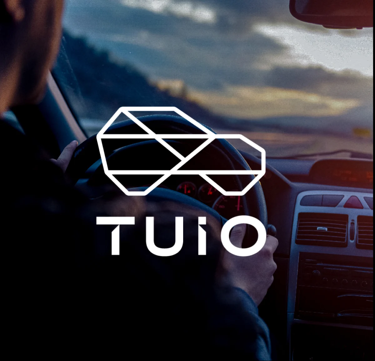 Tuio – pieza de renting de carros